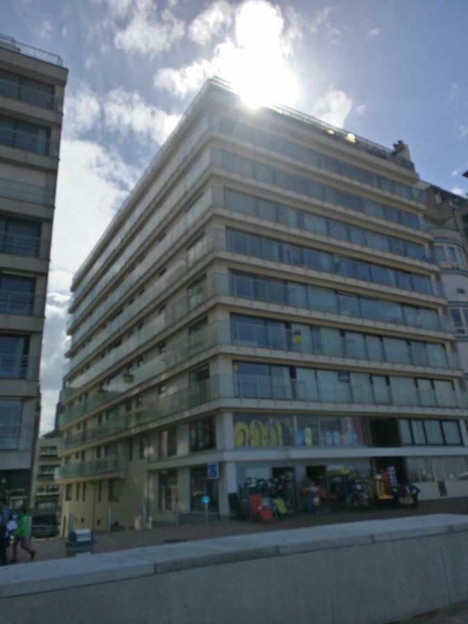 Wenduine Op Zeedijk Lejlighed Eksteriør billede